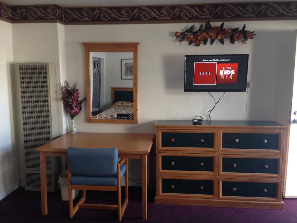 Travelers Inn And Suites Саус Лэйк Тахо Номер фото